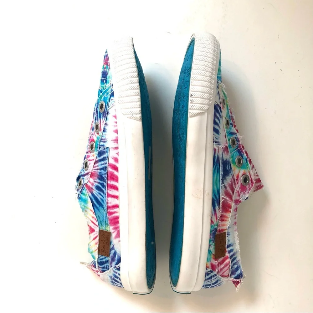 BLOWFISH Malibu Playbuzz Tie Dye Slip-On Sneaker - EUC - Picture 6 of 13